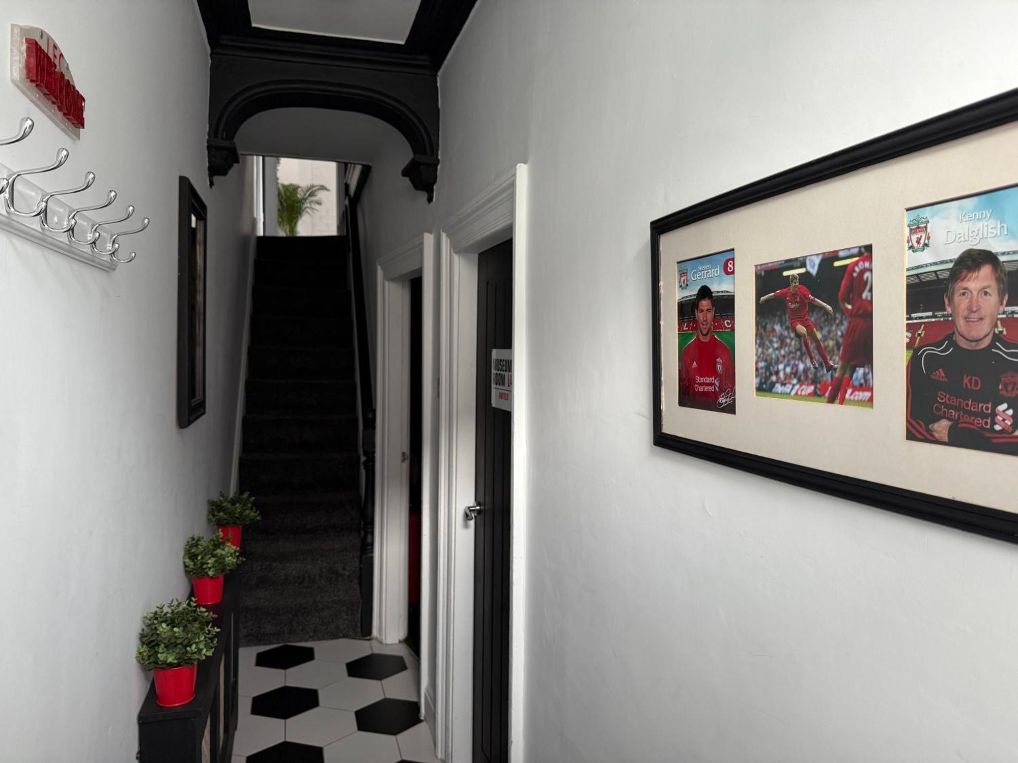 リヴァプール Anfield Abode - Entire Lfc Themed Houseヴィラ エクステリア 写真